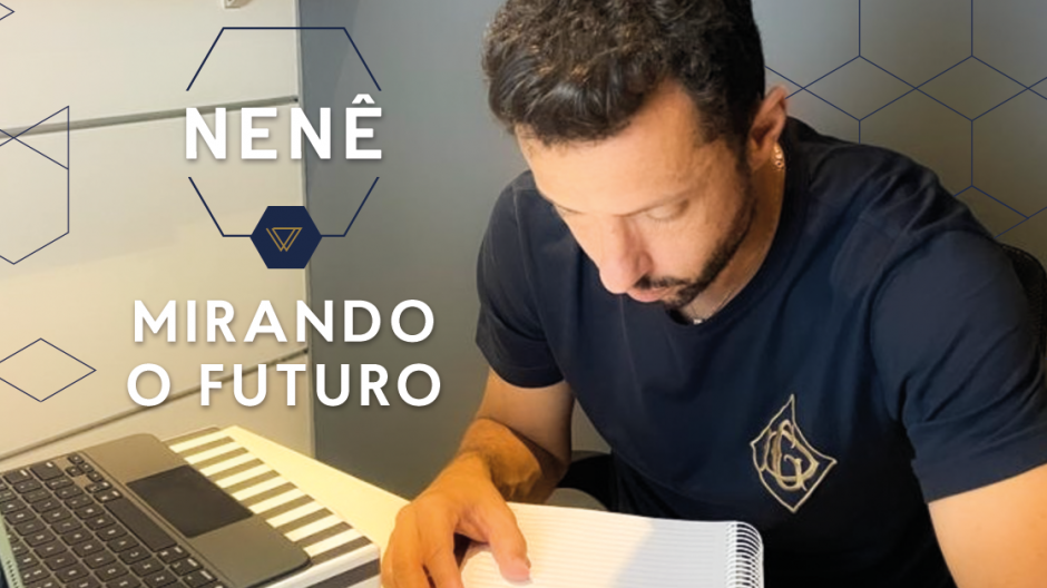 Mirando o futuro: Nenê inicia curso de Executivos de Futebol